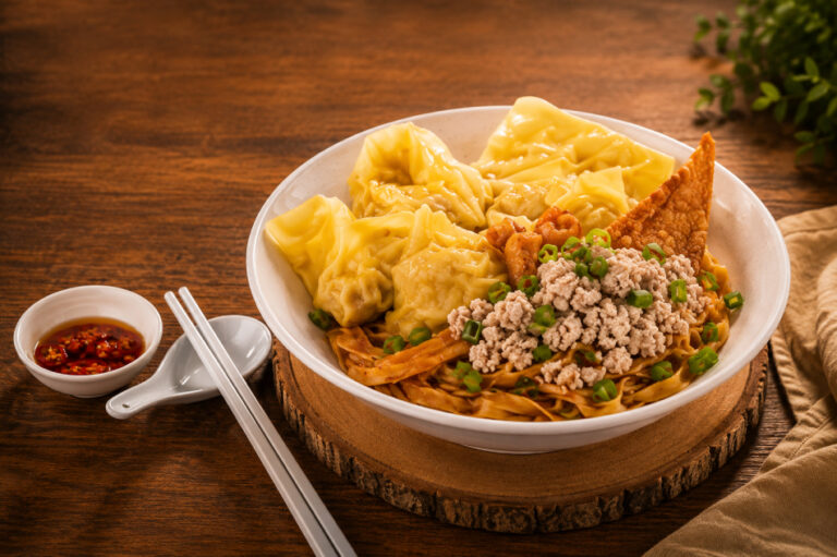 Pork Dumpling Noodle